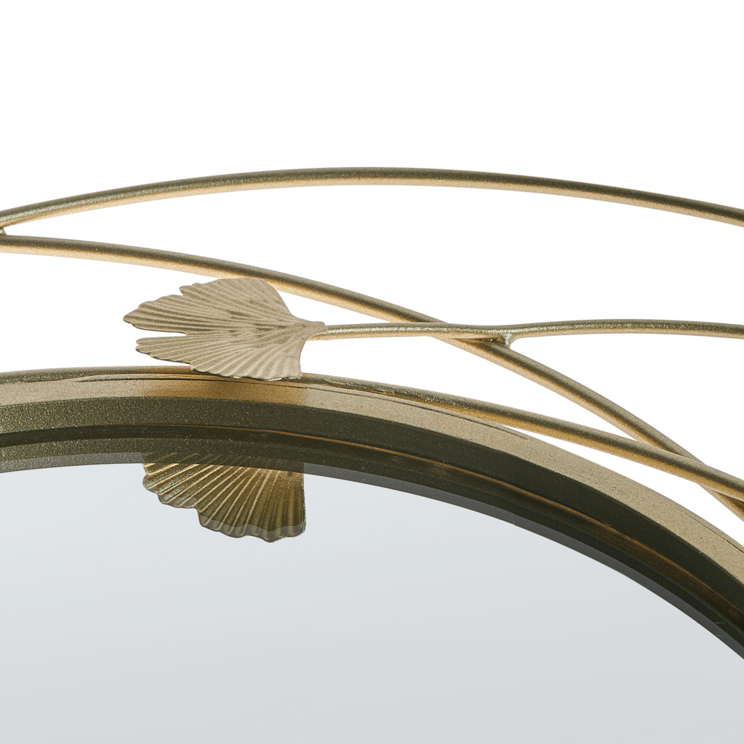 Gingko Gold Round Accent Mirror With Ginkgo Leaves 47cm Glamorous Living Room Decor