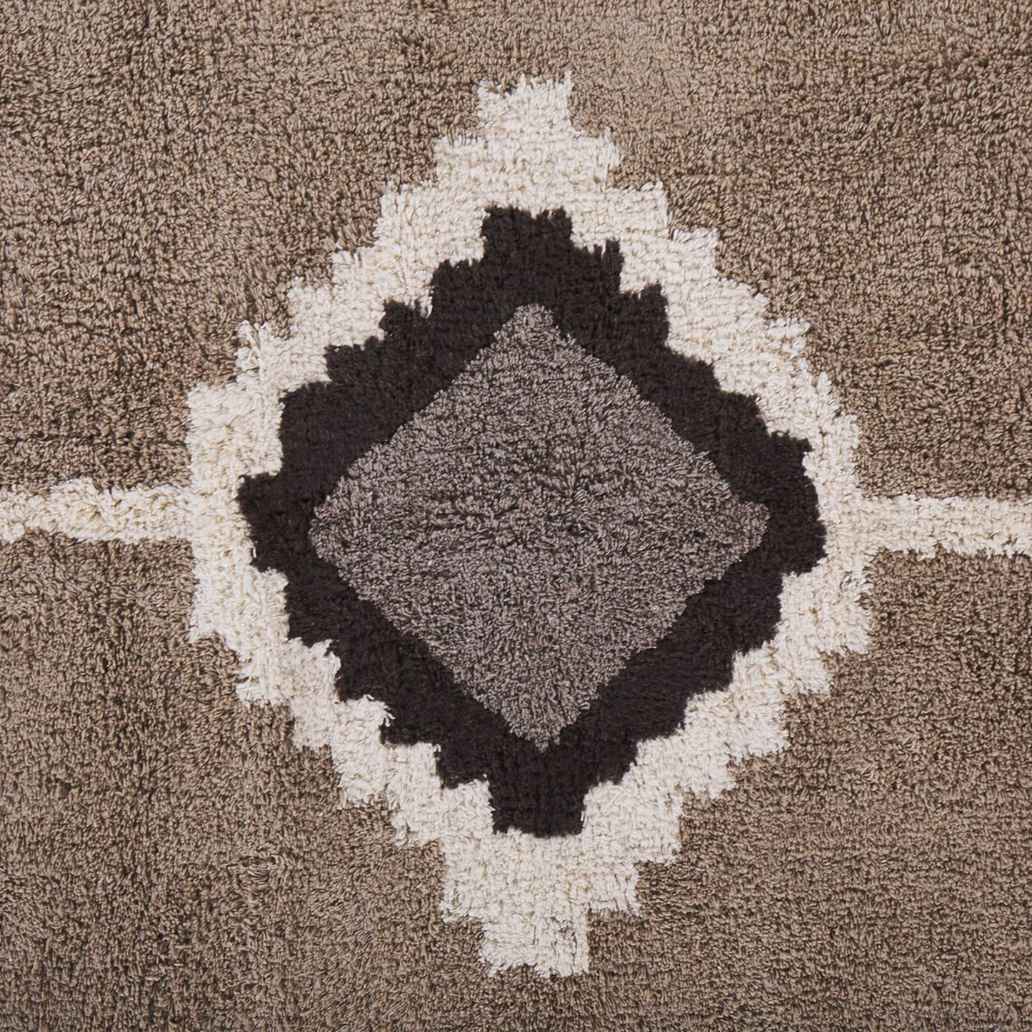 Beige Cotton Area Rug 140 x 200cm Tufted Tassels