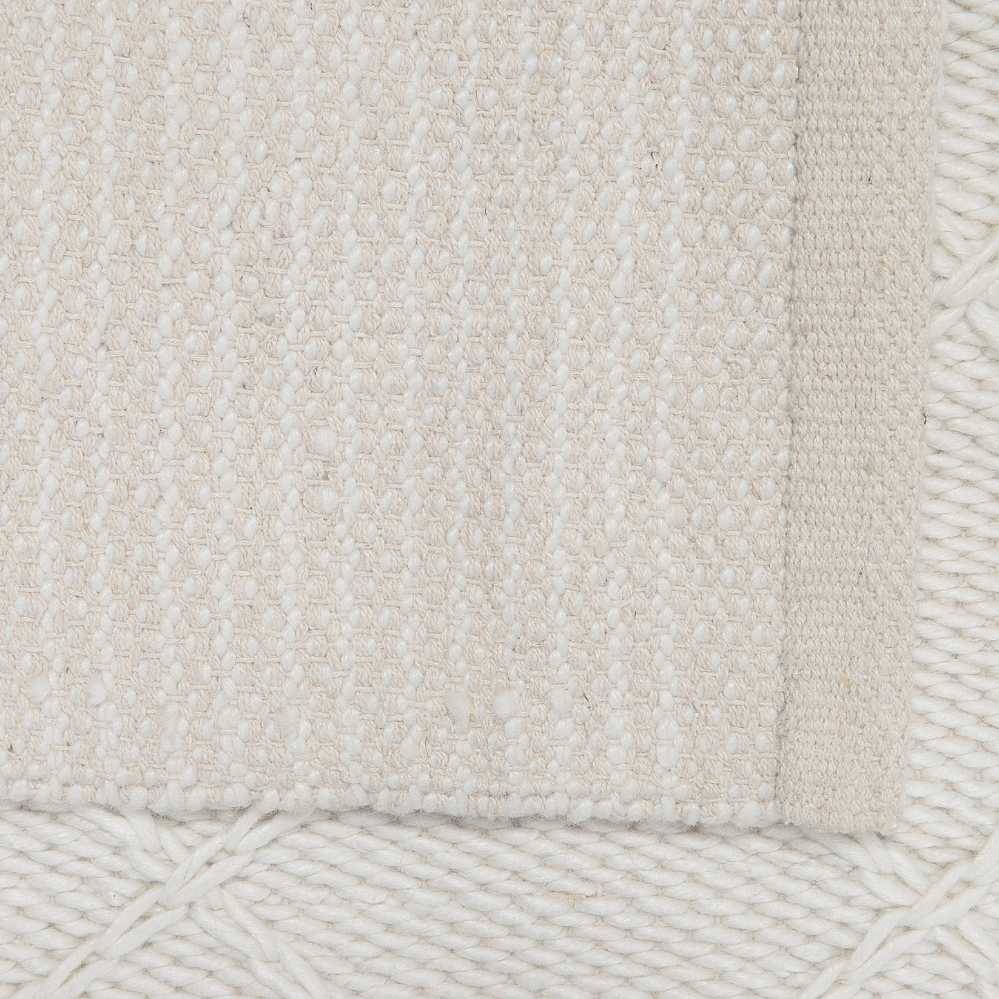 Handwoven Boho Wool Cotton Area Rug 140 x 200 Off White
