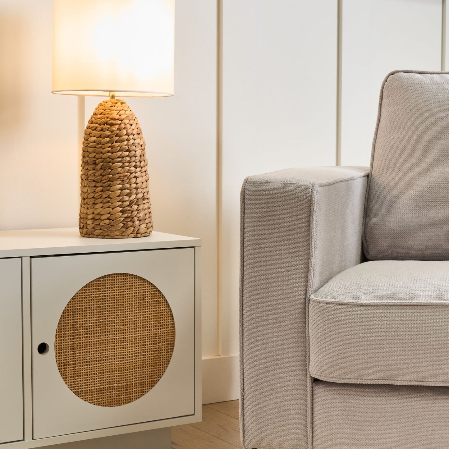 Natural Water Hyacinth Table Lamp With White Shade