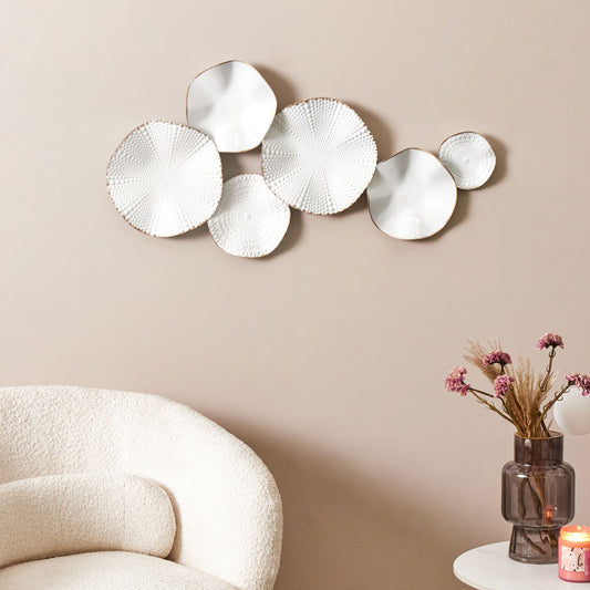 Home Modern White Gold Iron Wall Decor Handmade Hanging Art With Embossed Rim