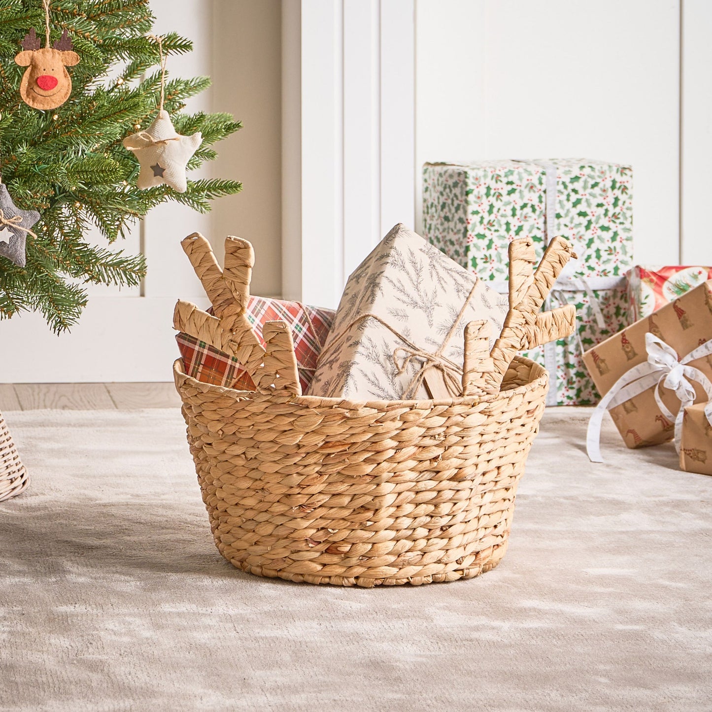 Natural Water Hyacinth Braided Basket Christmas Deer Ears