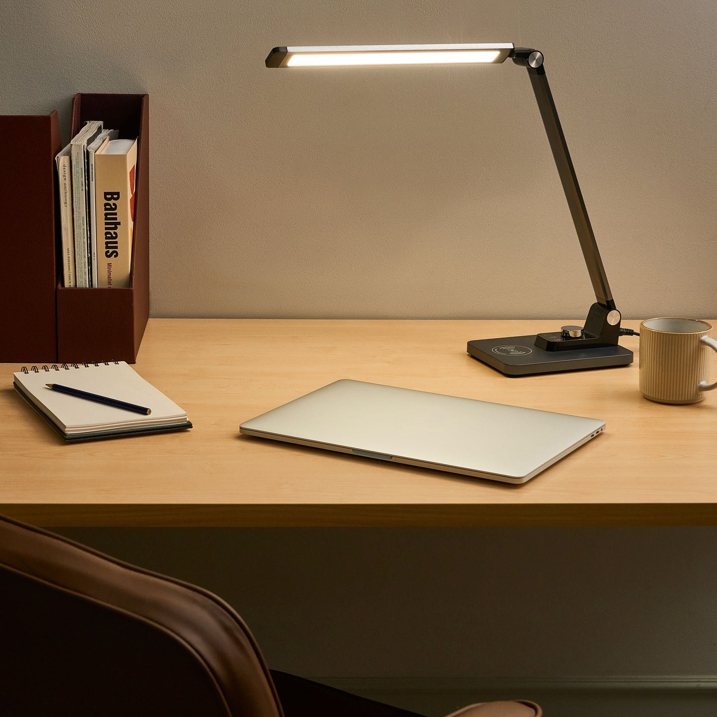 Desk Lamp Black Aluminium Wireless Charger Stepless Dimmer