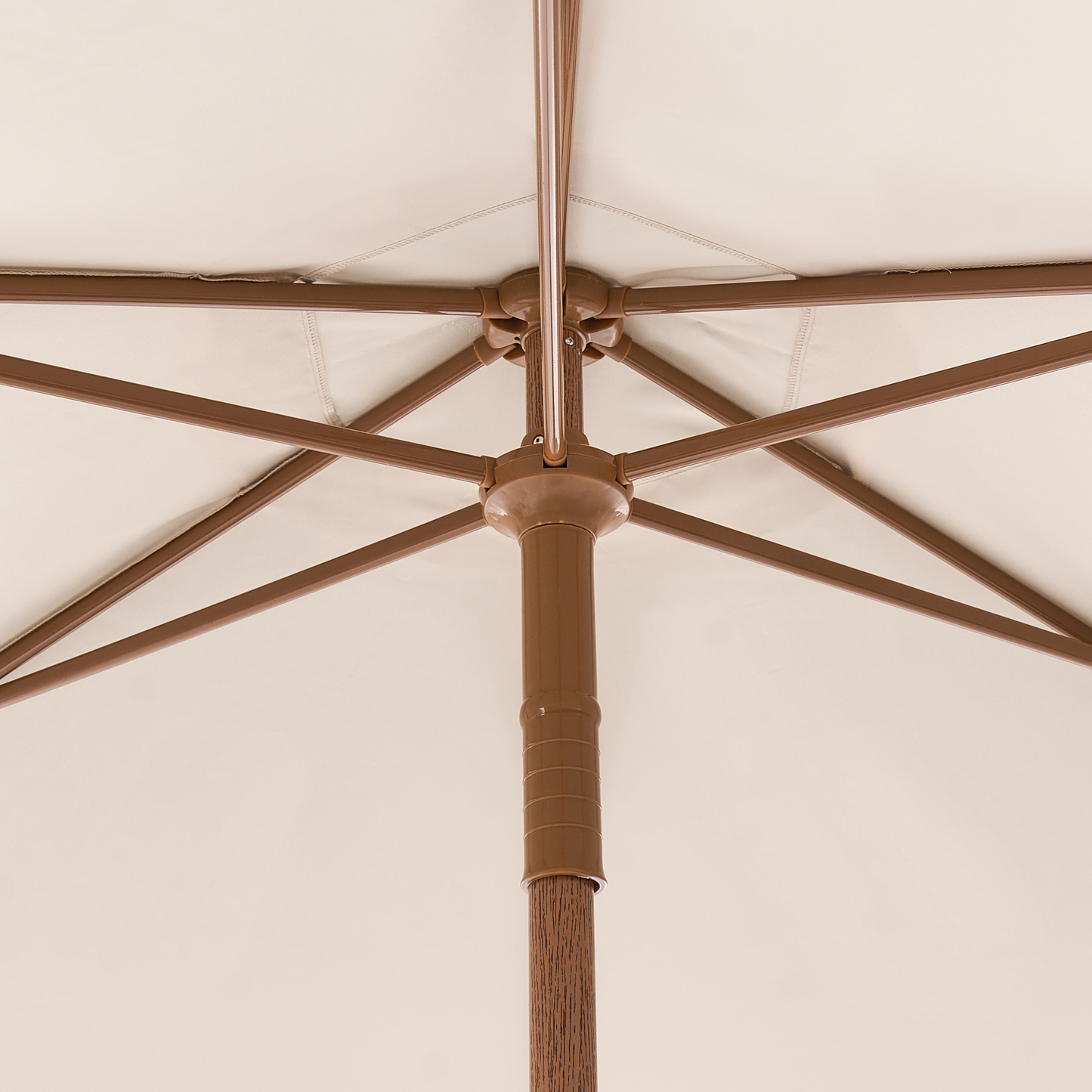 Garden Market Parasol Beige Polyester Fabric With Powder Coated Steel Pole 2.58m UV Resistant