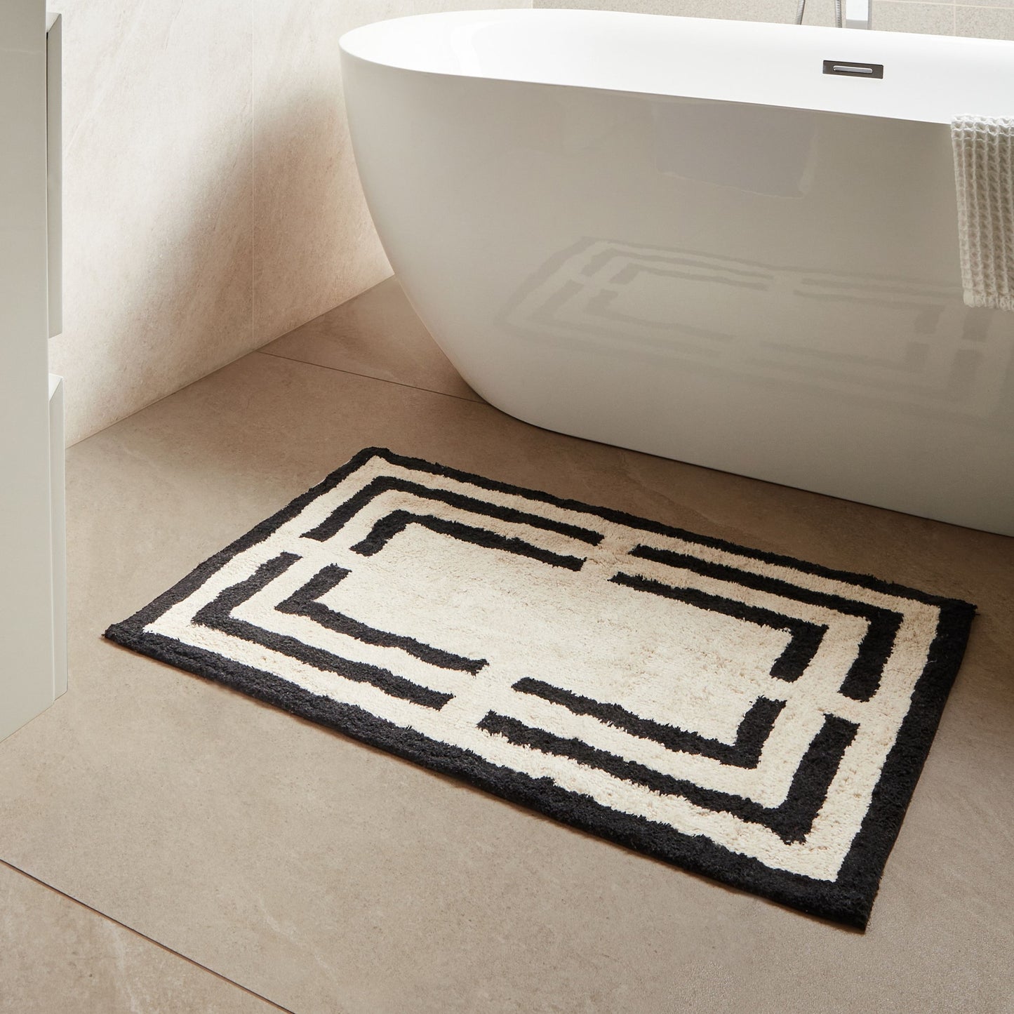 Bath Mat Geometric Pattern Cotton 60 x 90 Beige Black