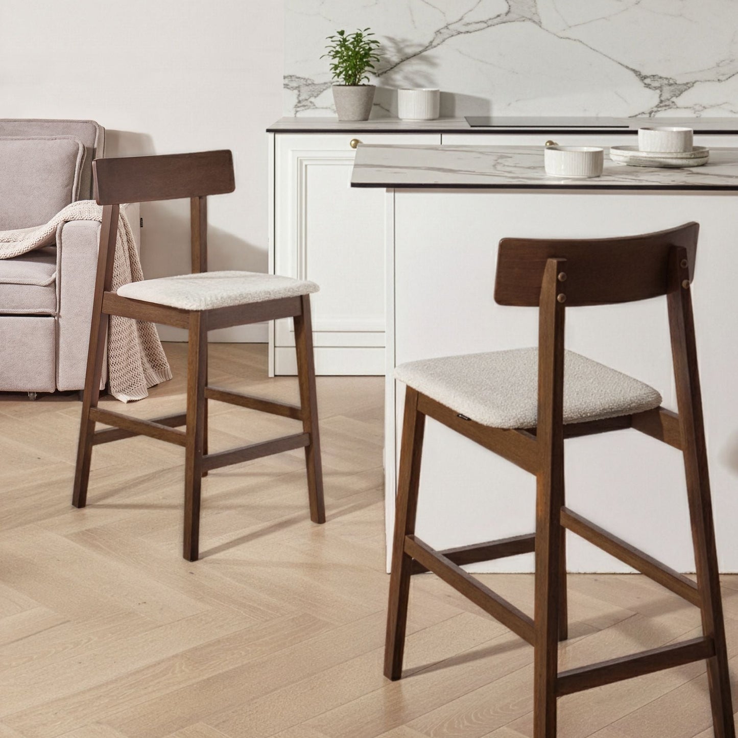 Bar Chairs Set of 2 Dark Brown Taupe Retro Rubberwood Seats