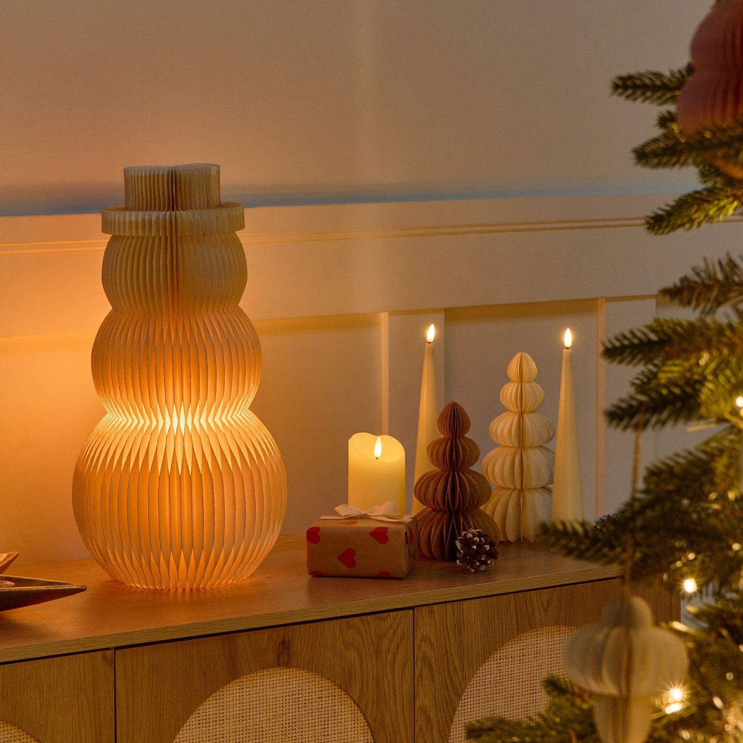 LED Snowman Figurine Beige Honeycomb Paper 3D Origami Light