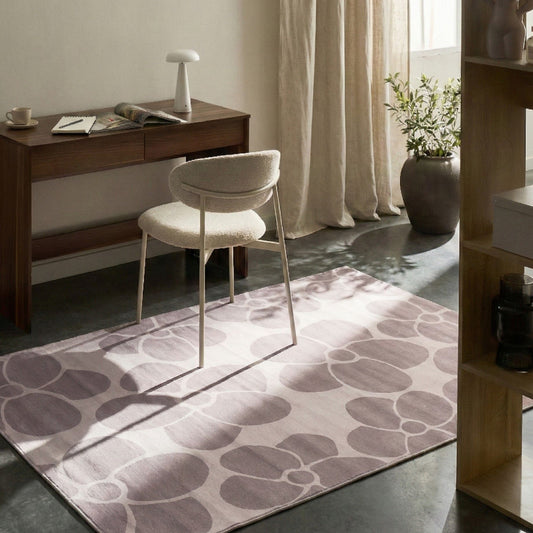 Home Beige Flower Pattern Area Rug 140 x 200cm Anti Slip Backing For Underfloor Heating