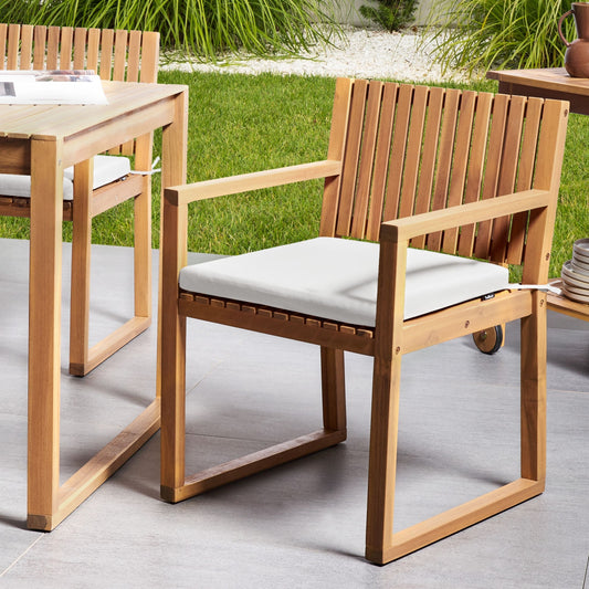 Living Set of 2 Cushioned Garden Dining Chairs in Light Brown and Off White Acacia Wood Rustic Style