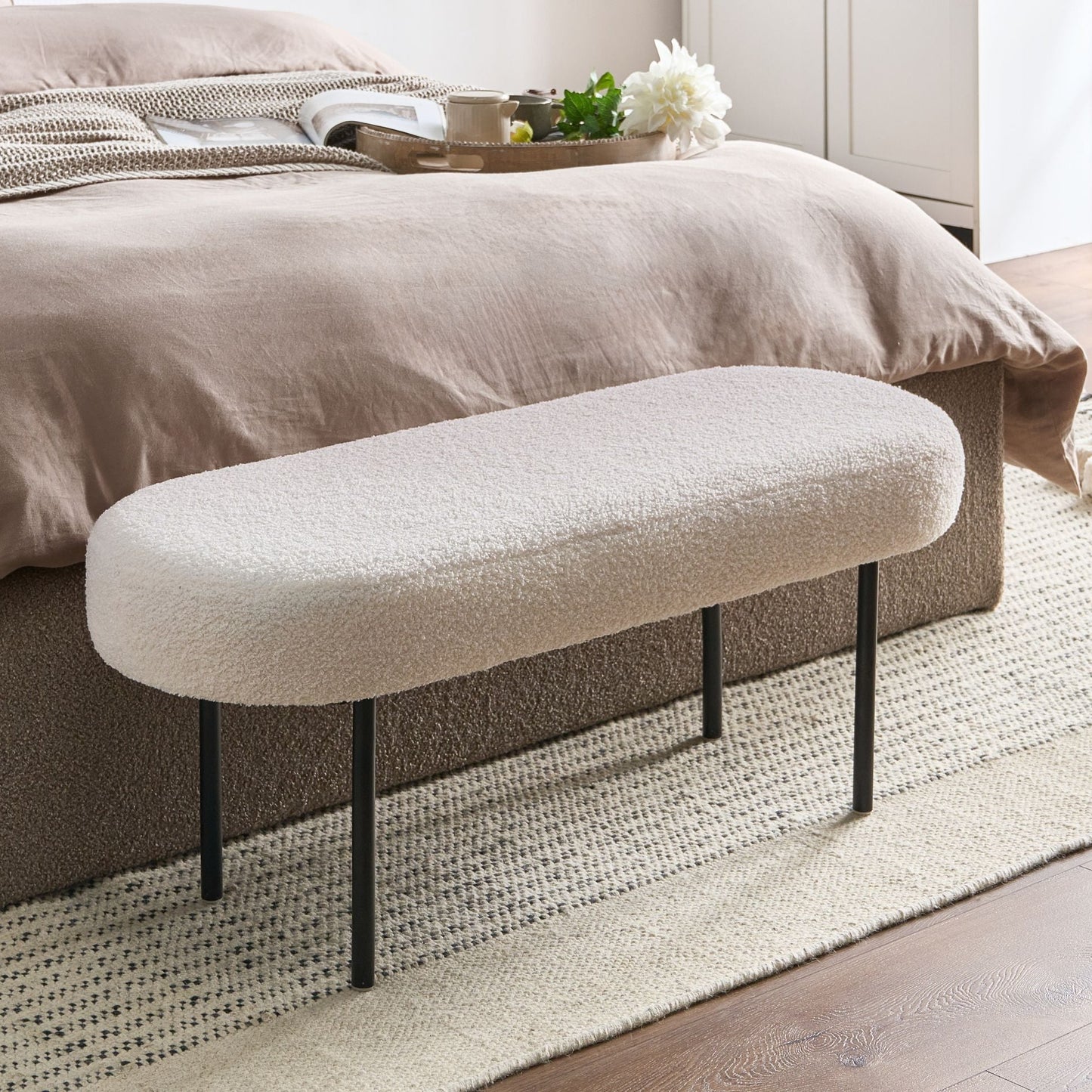 Bench Off-White Boucle Oval Seat With Metal Legs