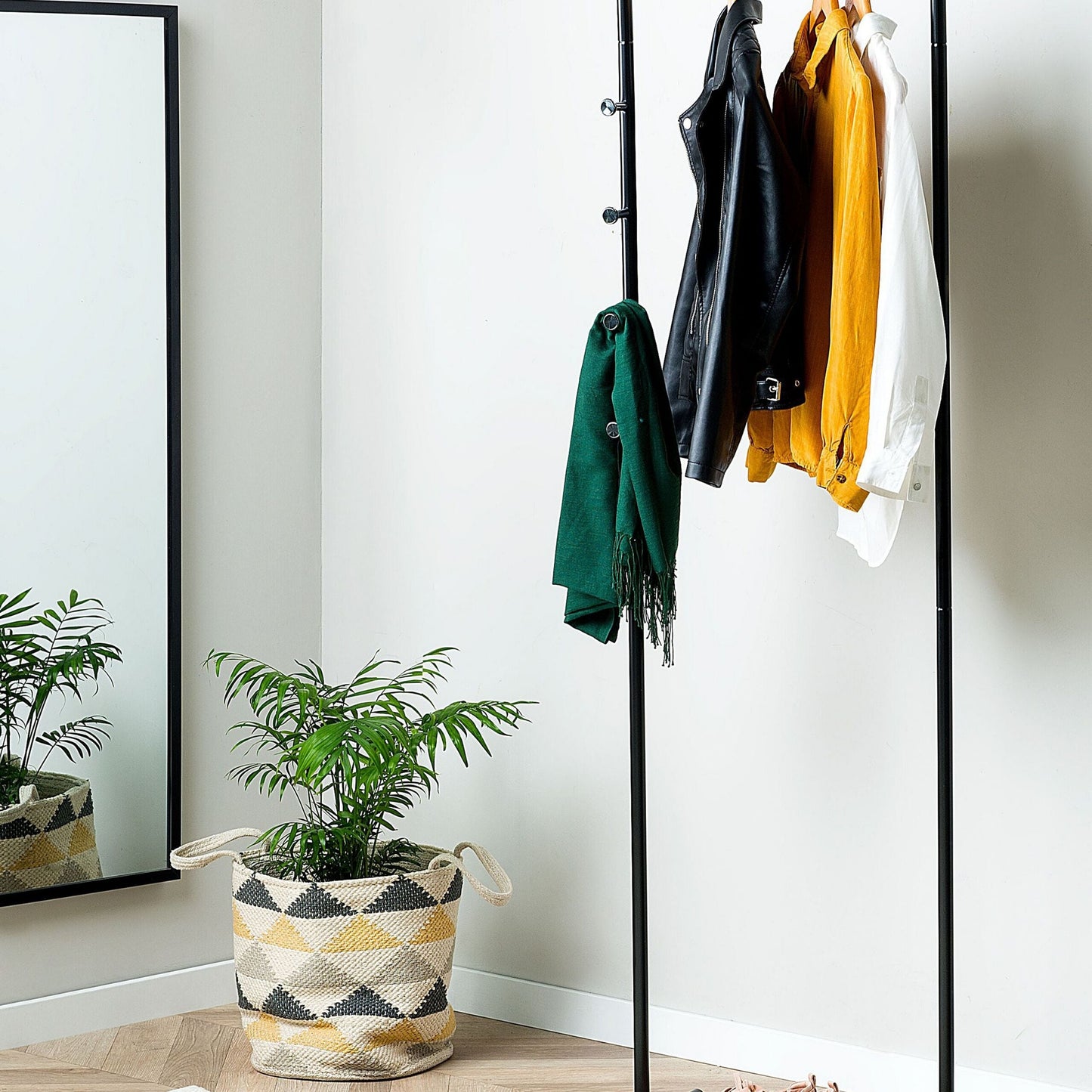 X Black Metal Clothes Rail 175 By 50cm Freestanding Rack With Four Hooks For Scarves Hats