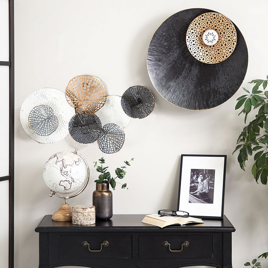 Round Multicolour Metal Wall Art Modern Style With Irregular Deco Shape Grey Black Gold Finish