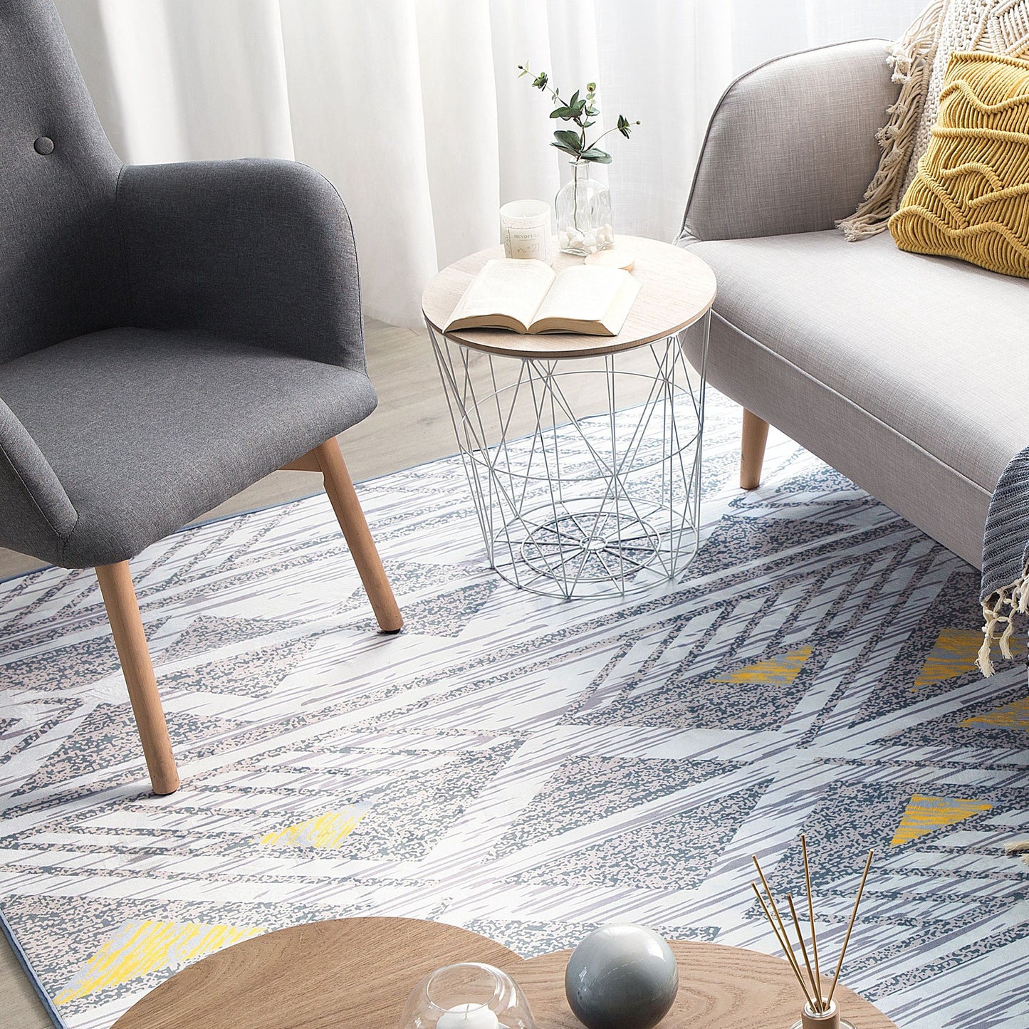 Geometric Grey And Yellow Rug 160 x 230cm Low Pile