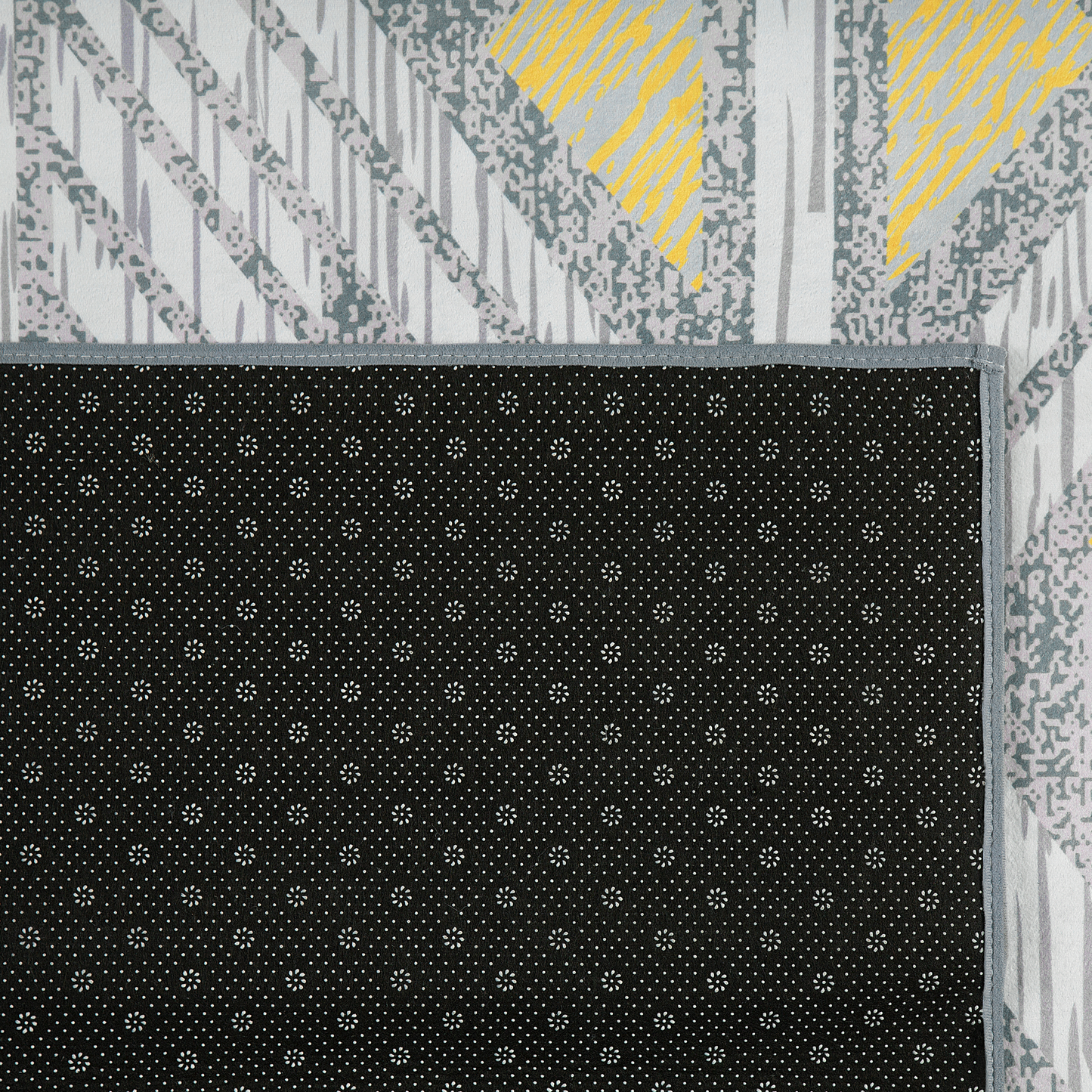 Geometric Grey And Yellow Rug 160 x 230cm Low Pile