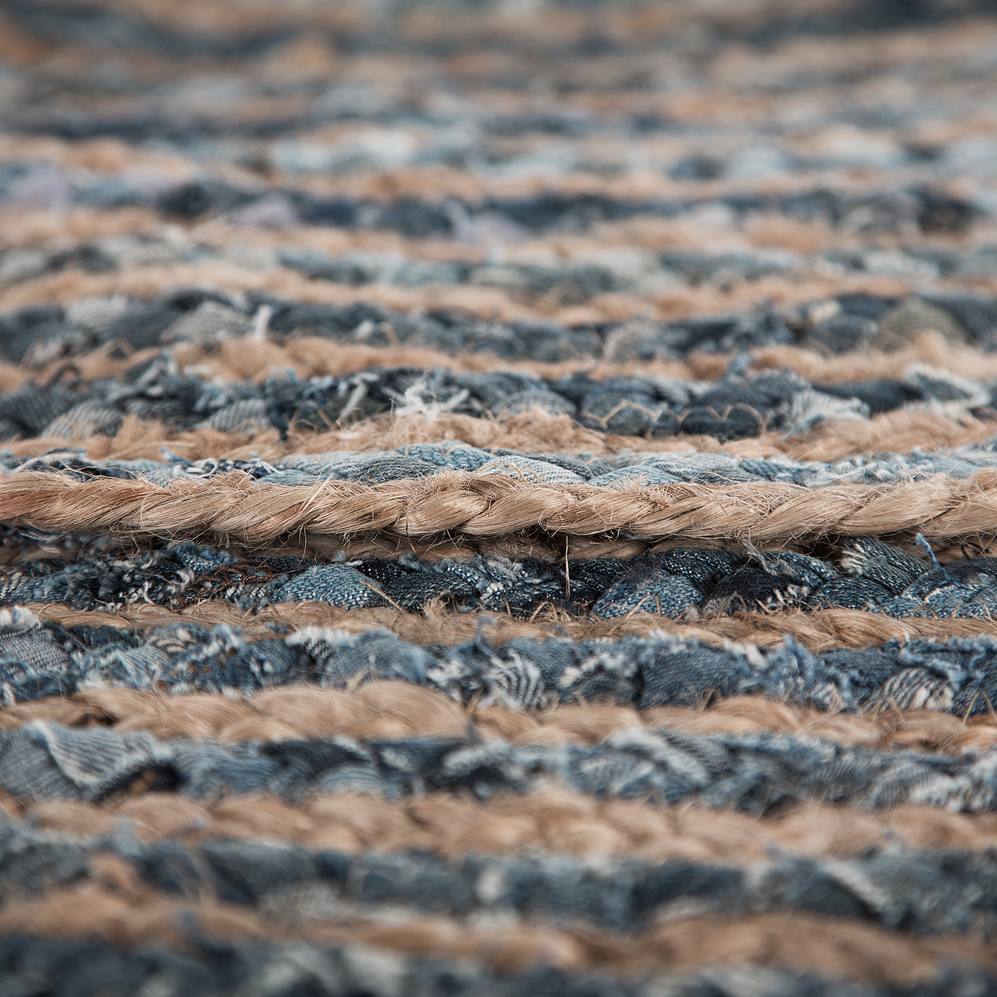 Blue Jute Round Boho Area Rug Braided Cotton 120cm
