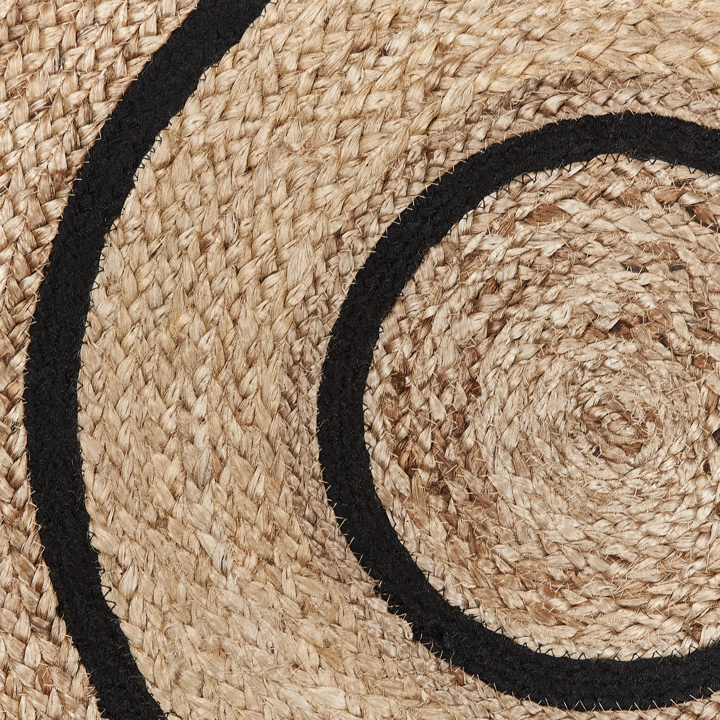 Round Area Rug 140cm Beige Black Braided Cotton Jute