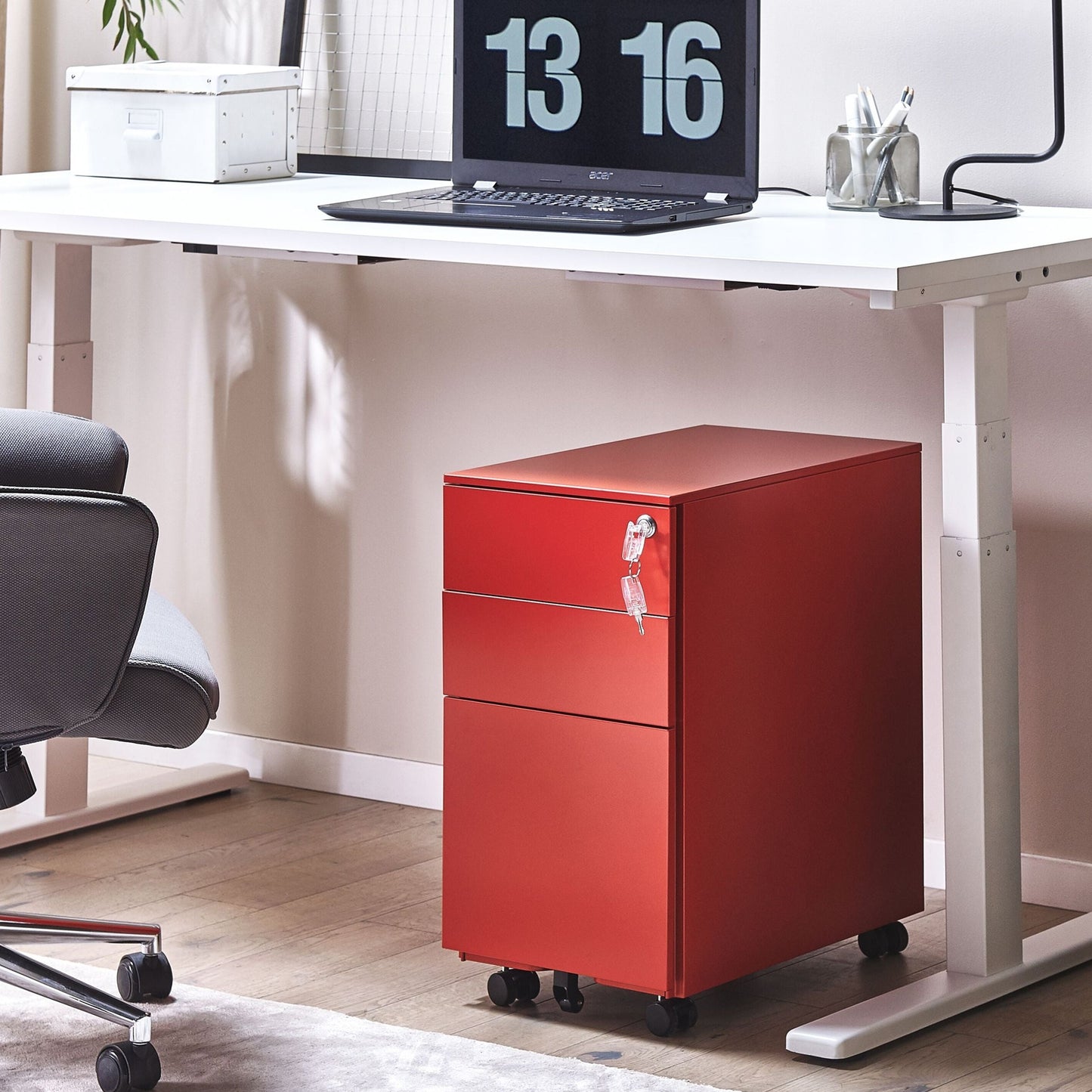 Red Metal Storage Cabinet With 3 Drawers Key Lock Castors