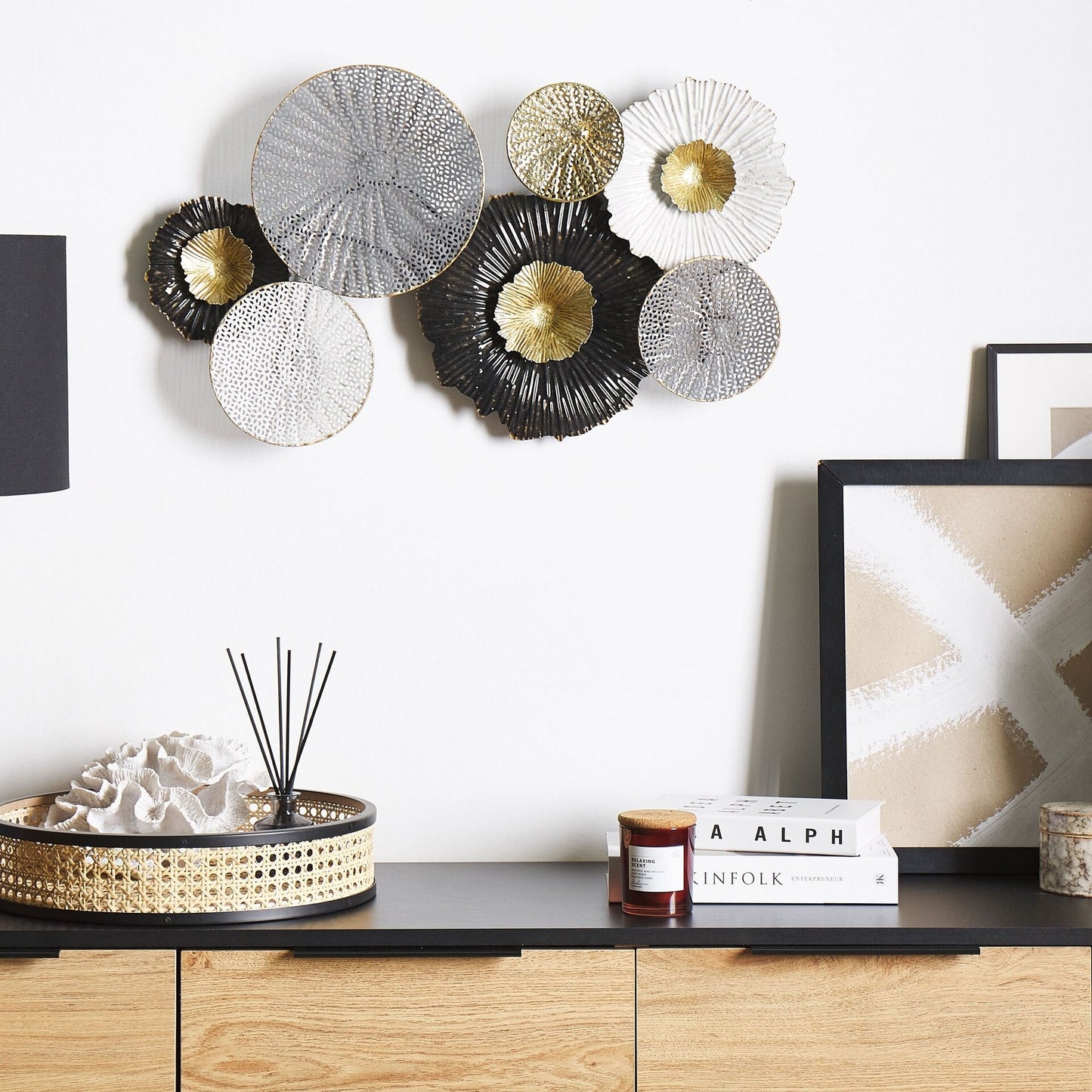 Circles Wall Art Black And Silver Metal Modern 3D Decor