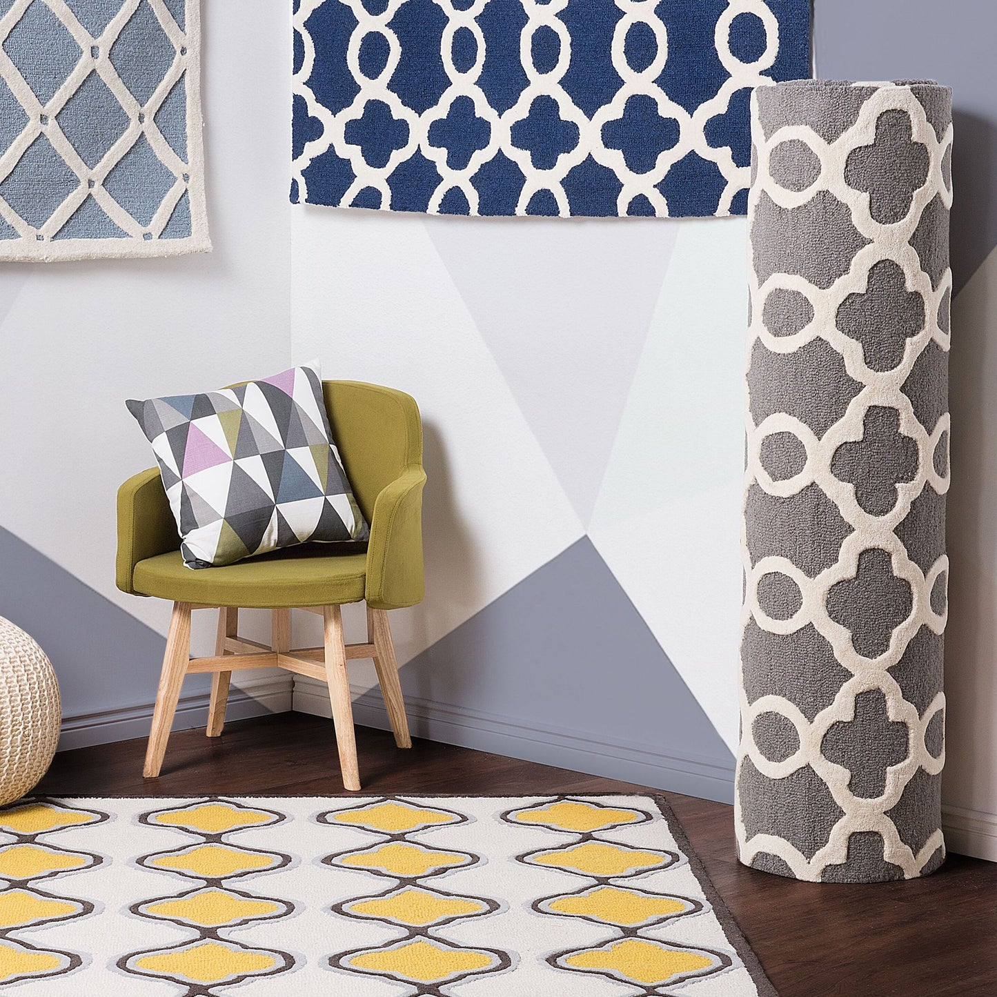 Grey Wool Rug 140 x 200cm Hand Tufted Trellis Quatrefoil