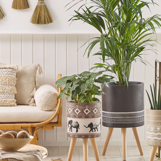 Plant Stand Magnesium Solid Wood Base Elephant Motif Planter