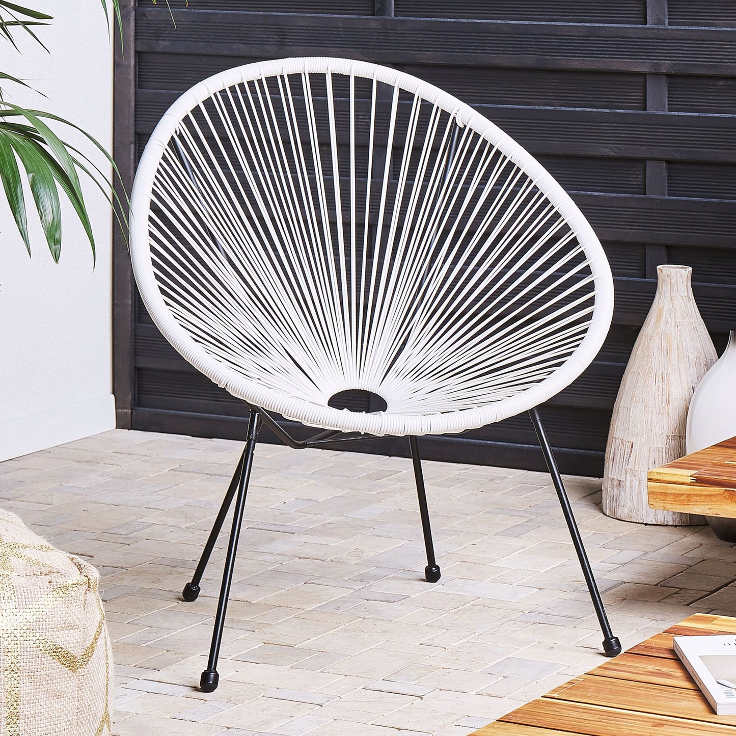 White PE Rattan Papasan Chair Modern Round Indoor Outdoor