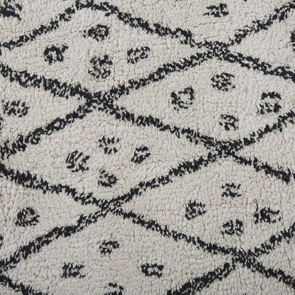 Oriental Cotton Rug 140 x 200cm Off-White Black Geometric Tassels