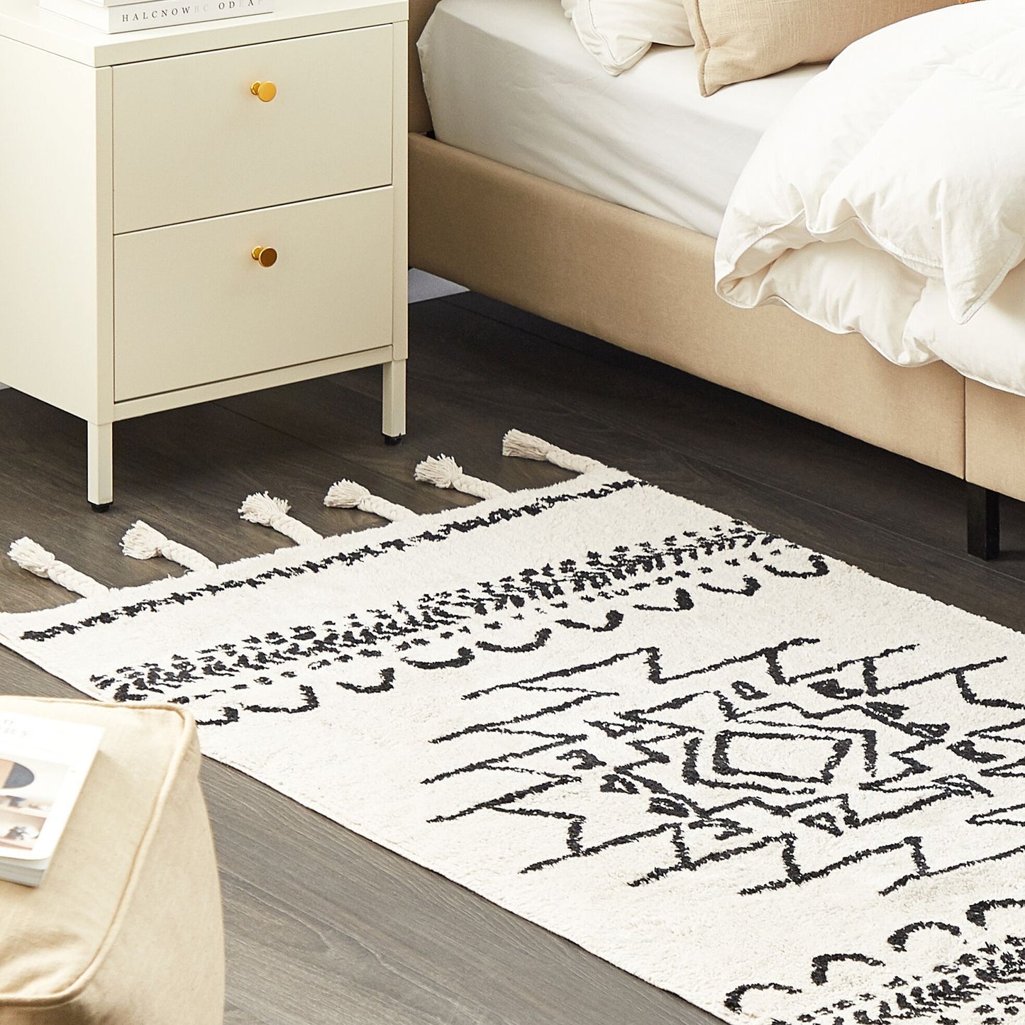 Rug Off-White Black Cotton 80 x 150 Geometric Tassels Oriental