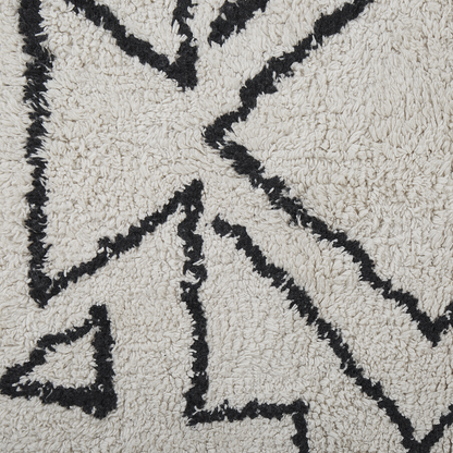 Off White Black Cotton Rug 140 x 200 Geometric Tassels