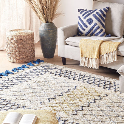 Beige Cotton Area Rug 140 x 200cm Hand Tufted With Cobalt Blue Tassels Geometric Pattern