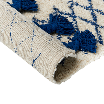 Beige Cotton Area Rug 140 x 200cm Hand Tufted With Cobalt Blue Tassels Geometric Pattern