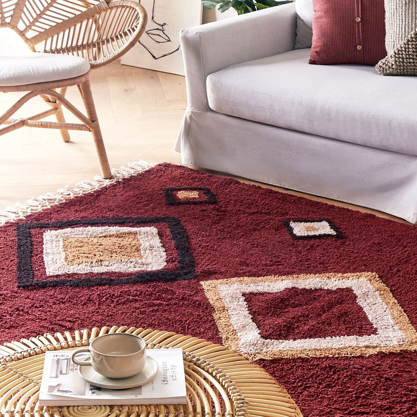 Area Rug Cotton Boho Red Diamond Pattern 140 x 200cm Tassels