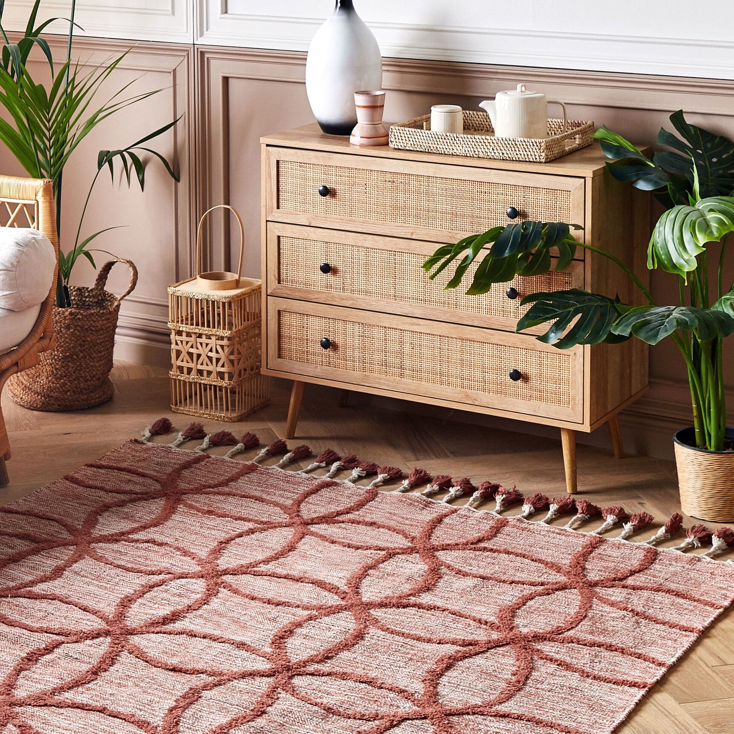 Red Cotton Area Rug 140 x 200cm Hand Tufted Geometric Boho