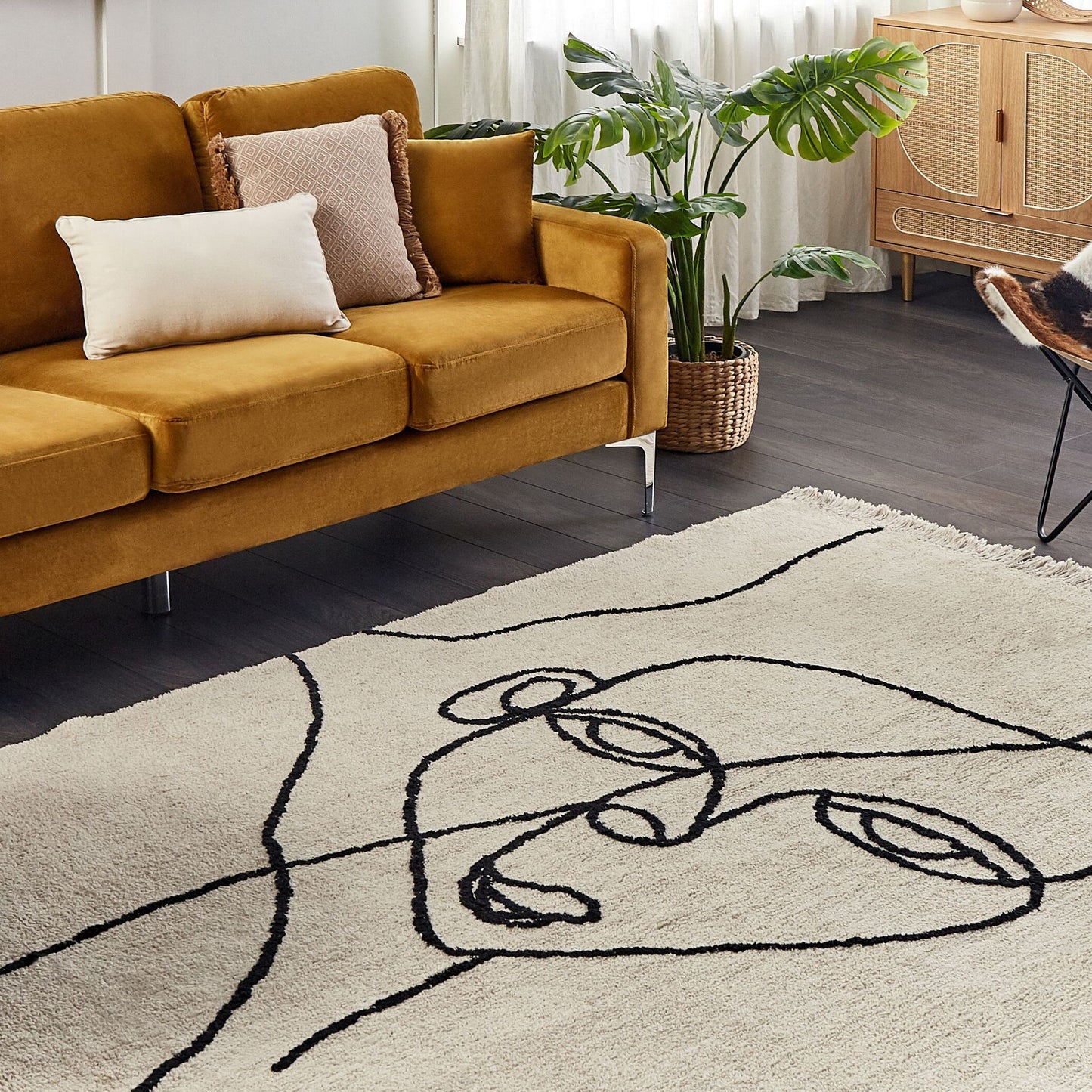Area Rug Beige And Black Cotton 140 x 200cm Tasseled Face Motif Boho Modern