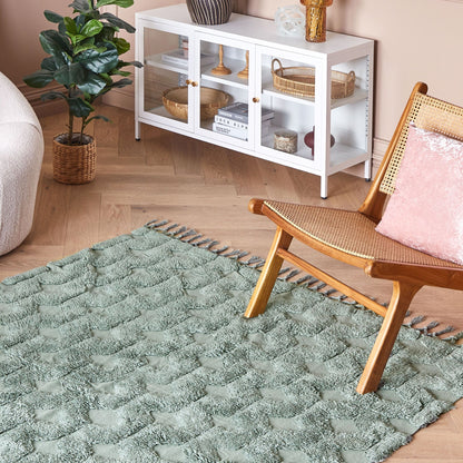 Green Cotton Area Rug Hand Tufted 140 x 200 Geometric Tassels