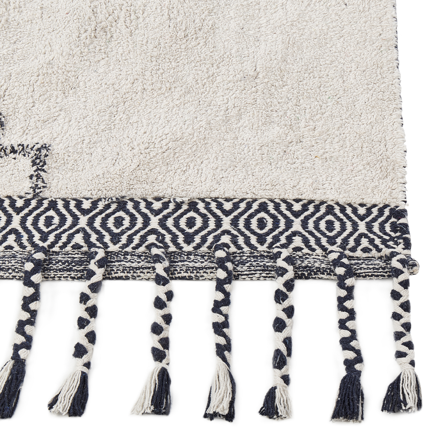 Handwoven Cotton Area Rug 140 x 200cm White Black Tassels Geometric Modern Boho Living Room