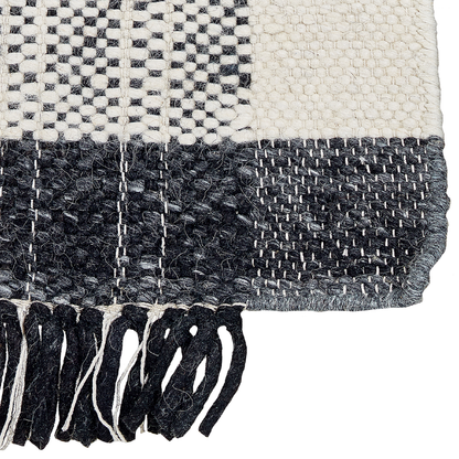 White Black Wool Cotton Rug 80 x 150 Hand Woven Tassels