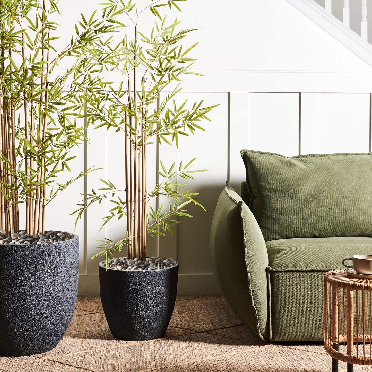 Everstone Dark Grey Fibre Clay Plant Pot Round Weather Resistant Outdoor 36 x 36 x 32cm Durable Planter