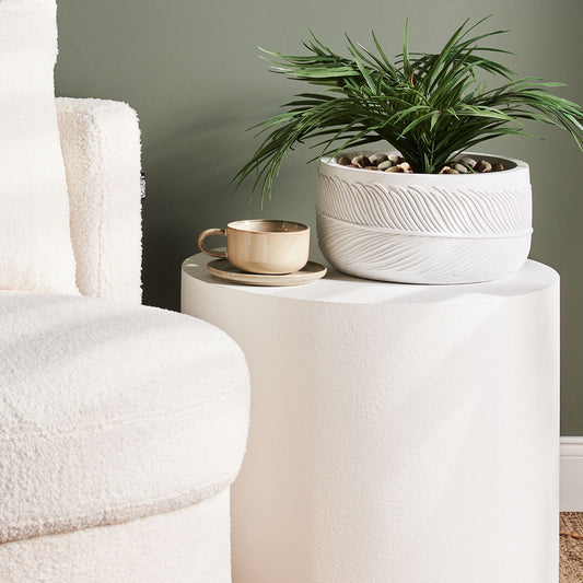 UC White Clay Fibre Planter Round 25 x 25cm With Leaf Motif