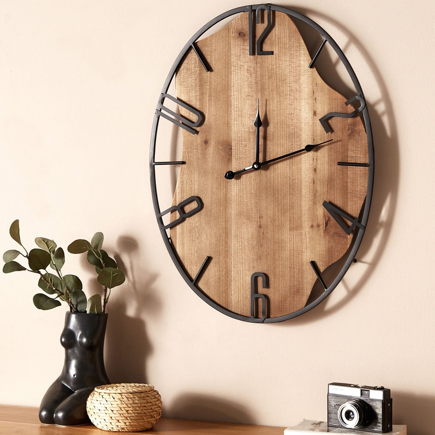 Classic Home Wall Clock Iron Frame 46 x 60cm Light Brown and Black