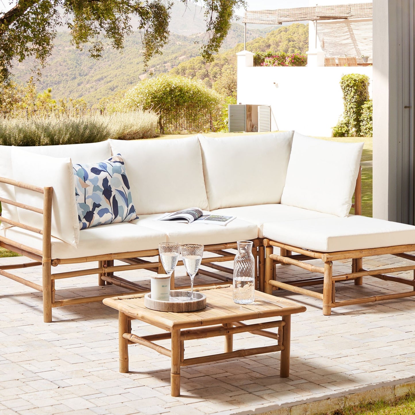 Garden Modular Corner Sofa Set Off White Bamboo Cushions 4 Seater With Coffee Table