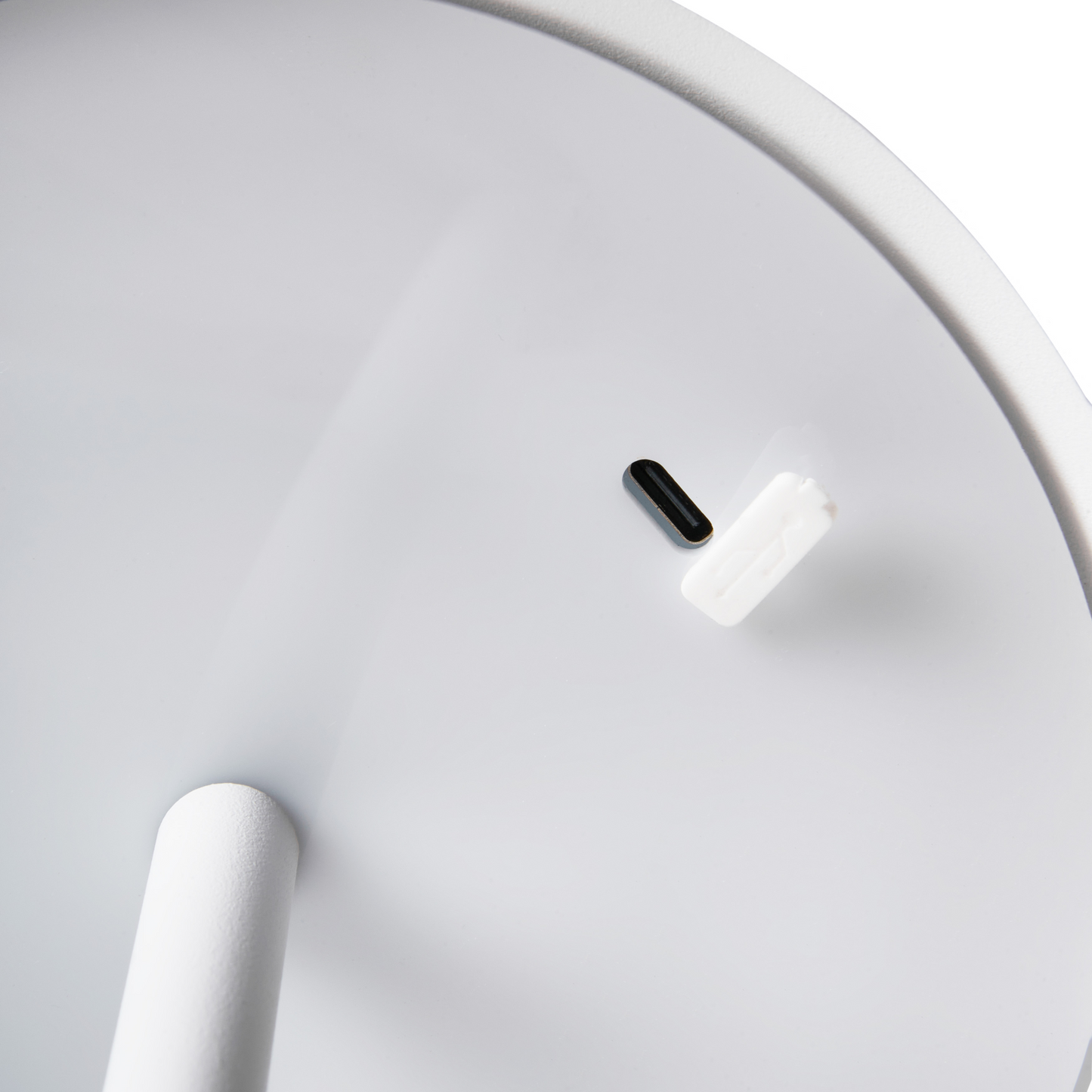 Wireless Table Lamp With Touch Switch USB Charging Outdoor