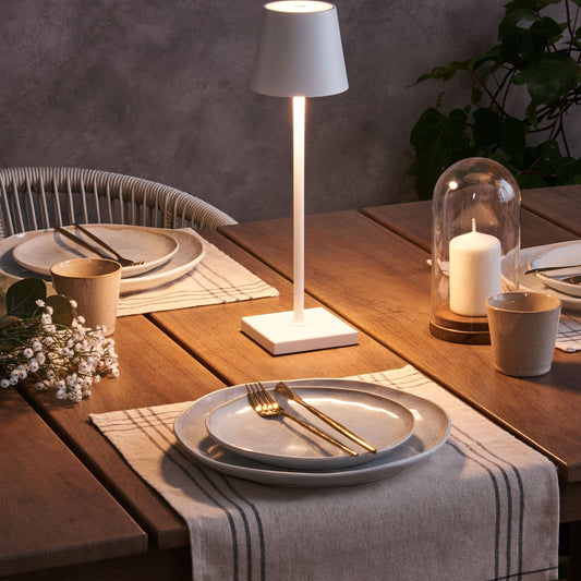 White Aluminium Wireless Table Lamp With Touch And USB Cable
