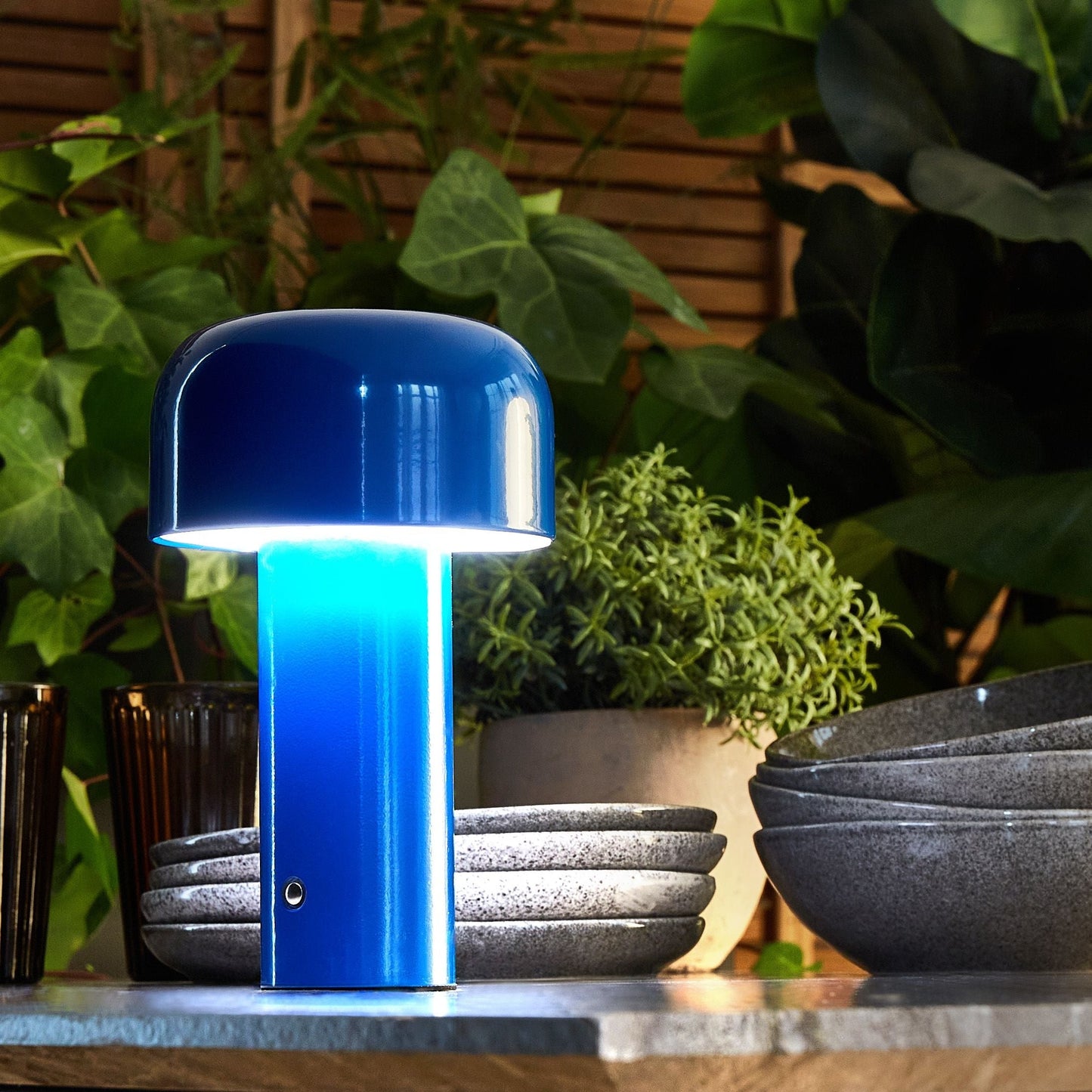 Name Blue Iron Modern Wireless Table Lamp Indoor Outdoor With Touch Dimmer And Three Temperature Modes