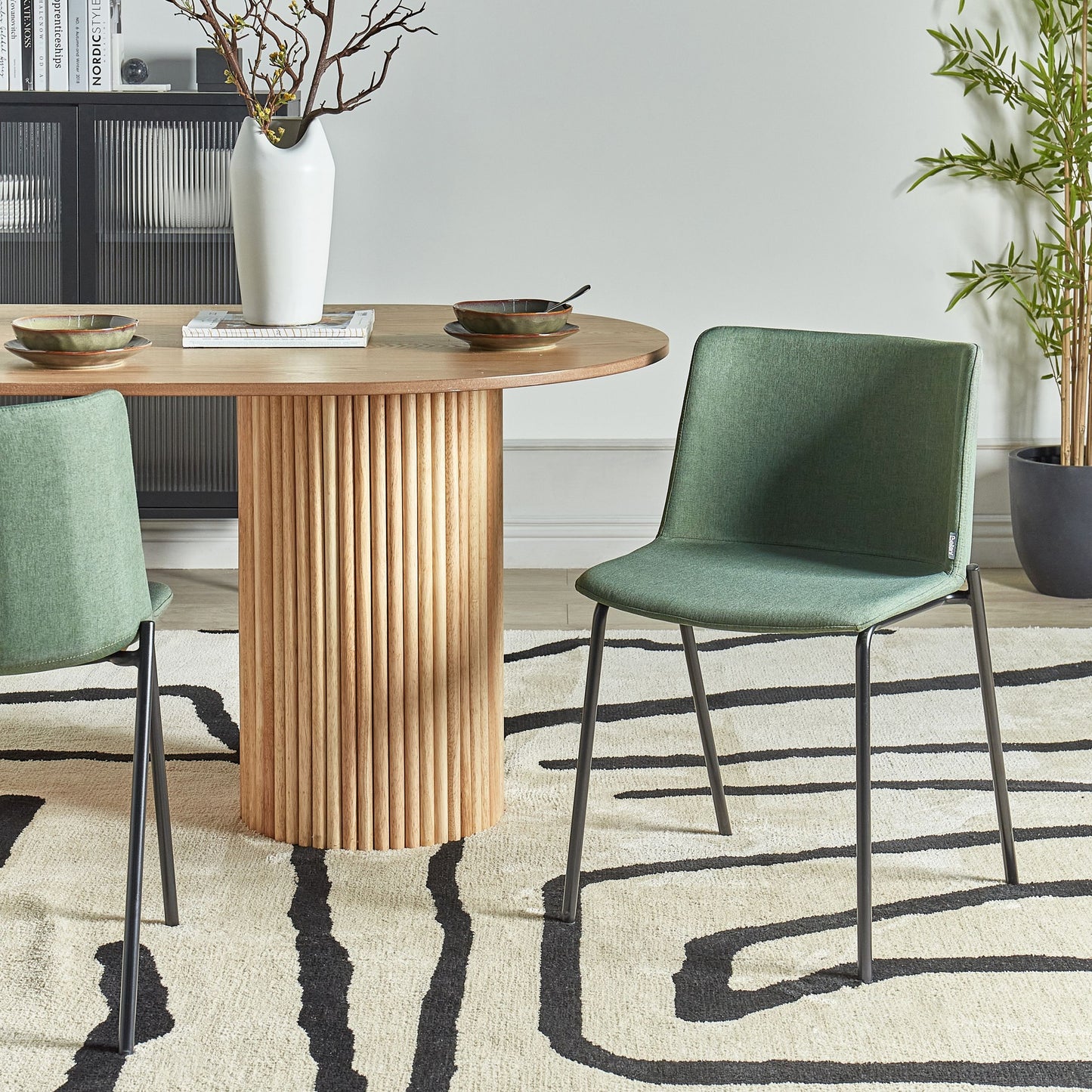 Set Of 2 Green Upholstered Dining Chairs With Metal Legs