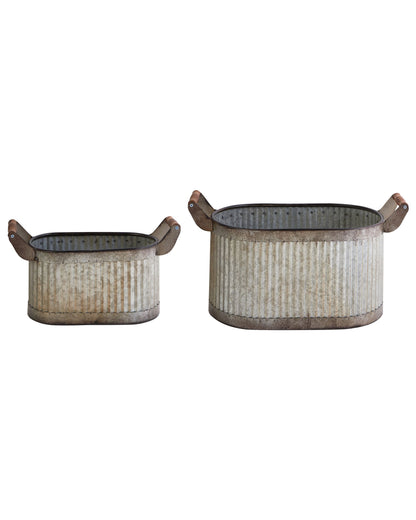 Plant Pots Set Of 2 Grey Distressed Iron With Wooden Handles