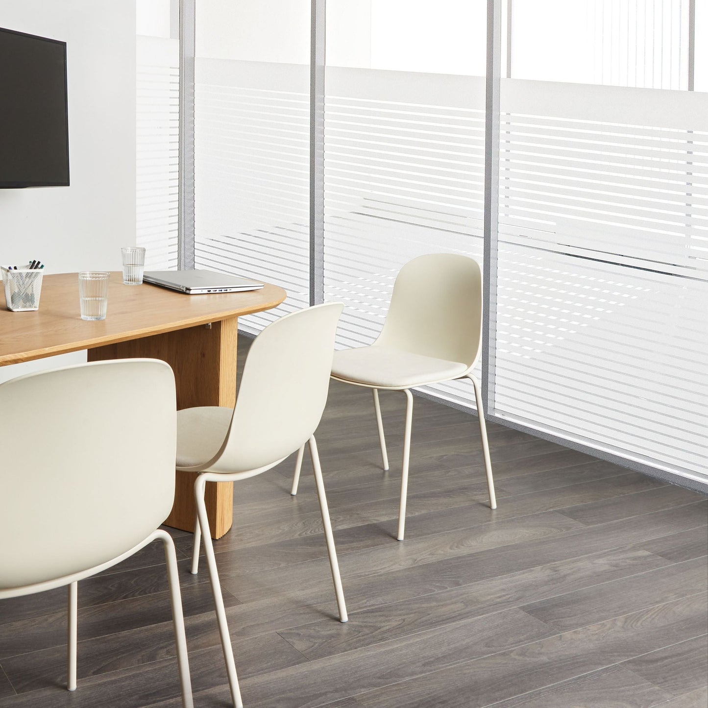 Modern Conference Chairs Set Of 2 Light Beige Polyester Seats