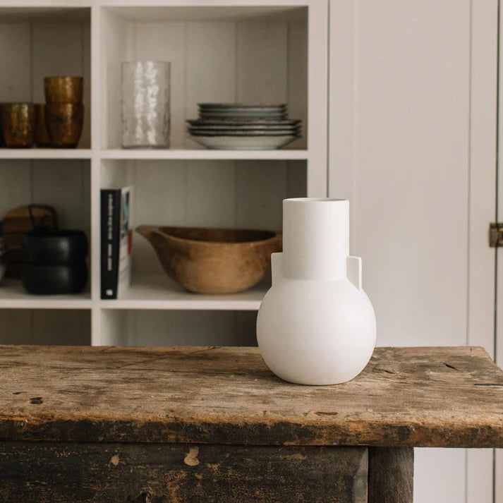 White Porcelain Vase with Round Bottom